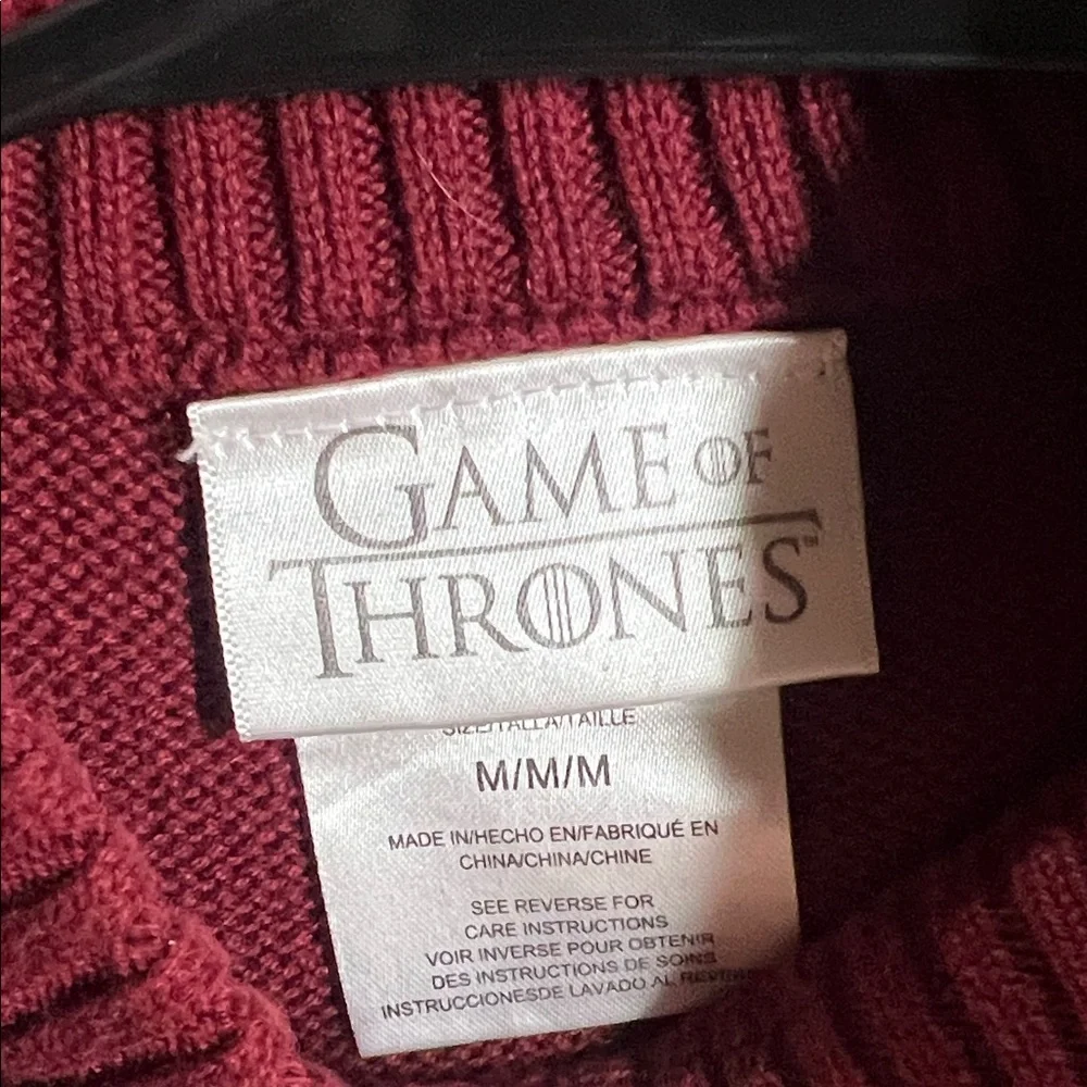 GAME OF THRONES Men's Medium Burgundy Sweater with Lion Design. UGLY SWEATER